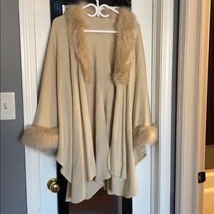 Stunning faux fur cream wrap